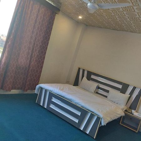 Hotel Royal Sweet Лахор Экстерьер фото
