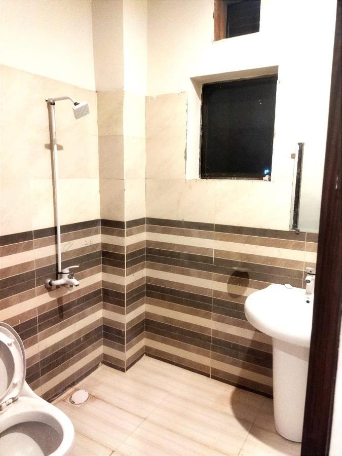 Hotel Royal Sweet Лахор Экстерьер фото