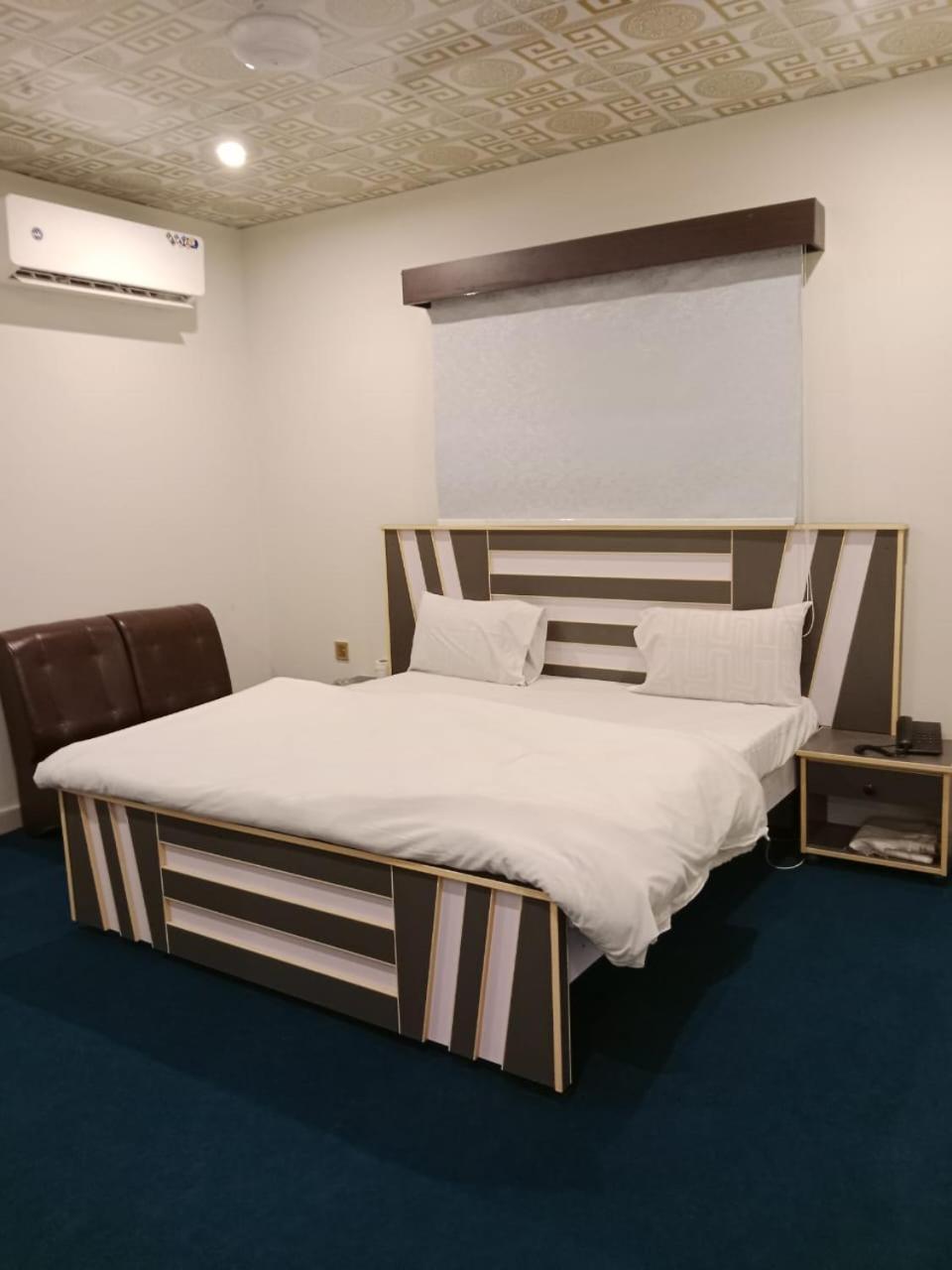 Hotel Royal Sweet Лахор Экстерьер фото